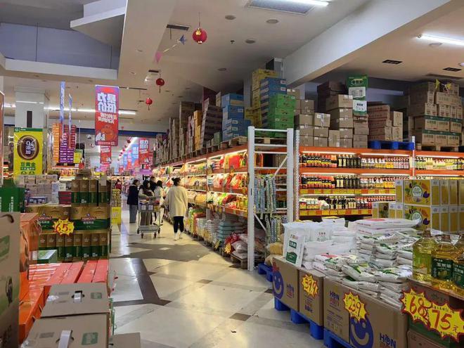 零售：三线+量贩零食店爱游戏ayx经销商入局(图6)