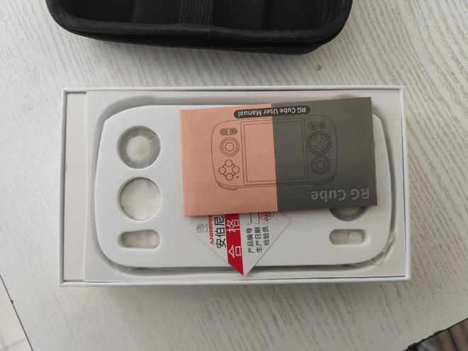 也屏幕的RG CUBE爱游戏平台成也屏幕败(图7)