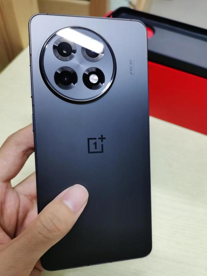 6 Pro成618最大赢家无情降价重回销量榜首爱游戏app体育4999元！iPhone 1(图3)